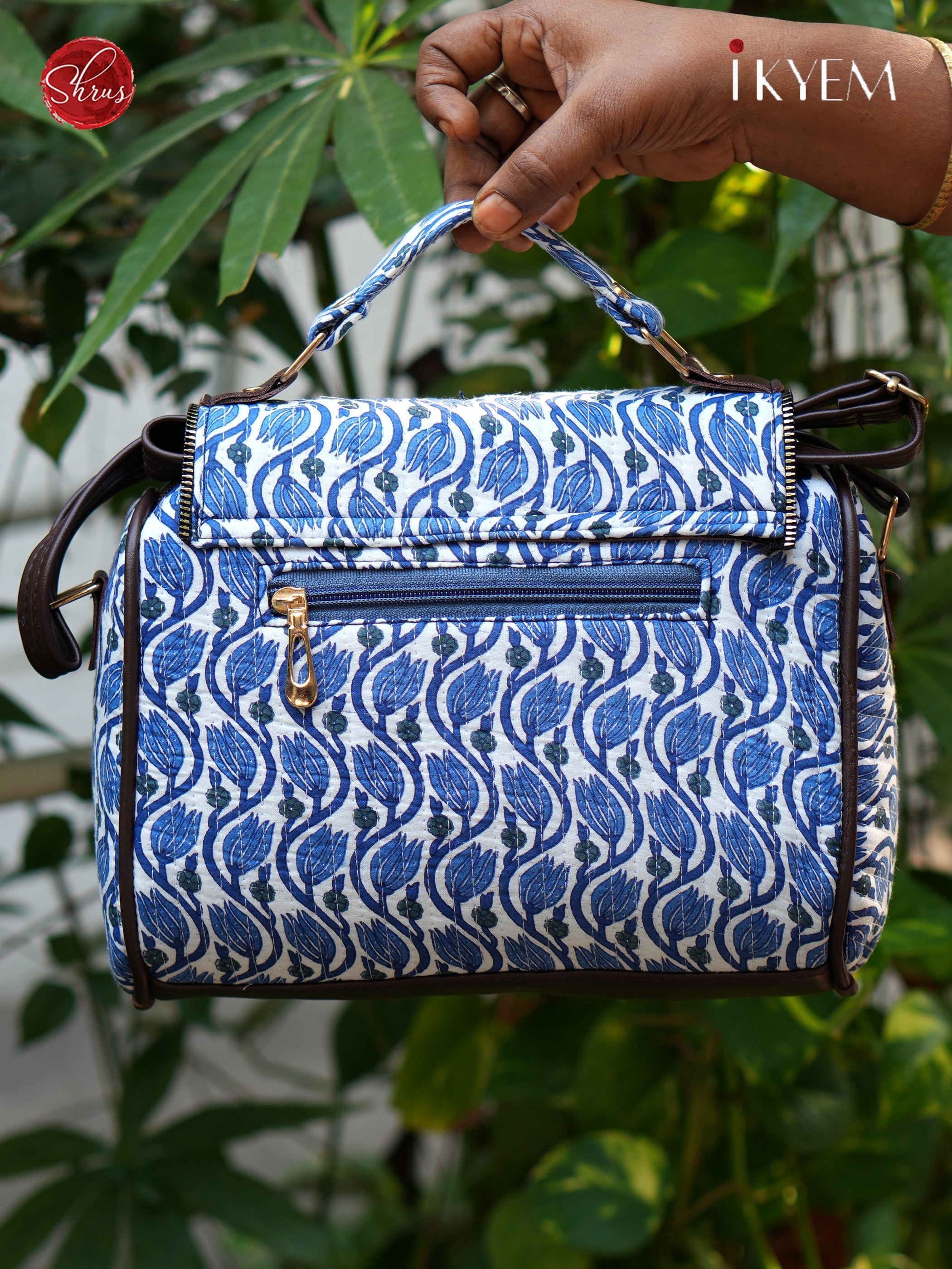 Blue printed hand bag