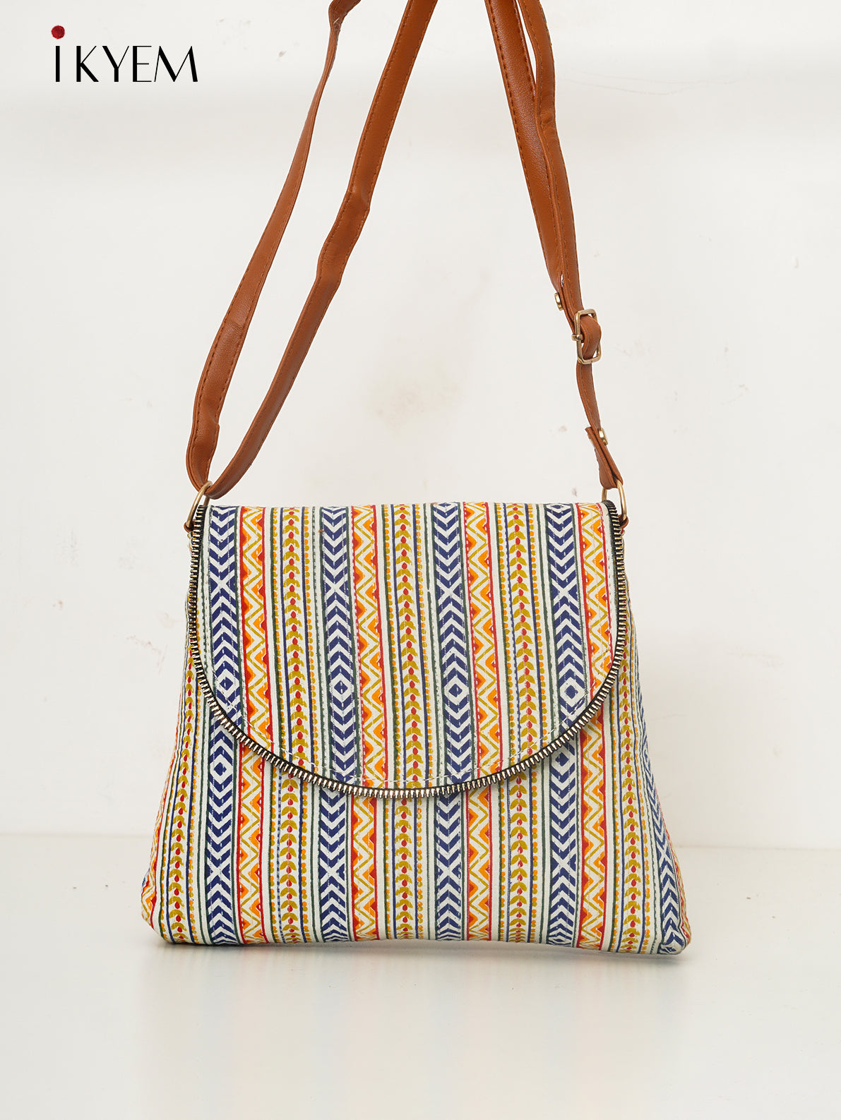 Cream & Blue - Ajrakh Handbag