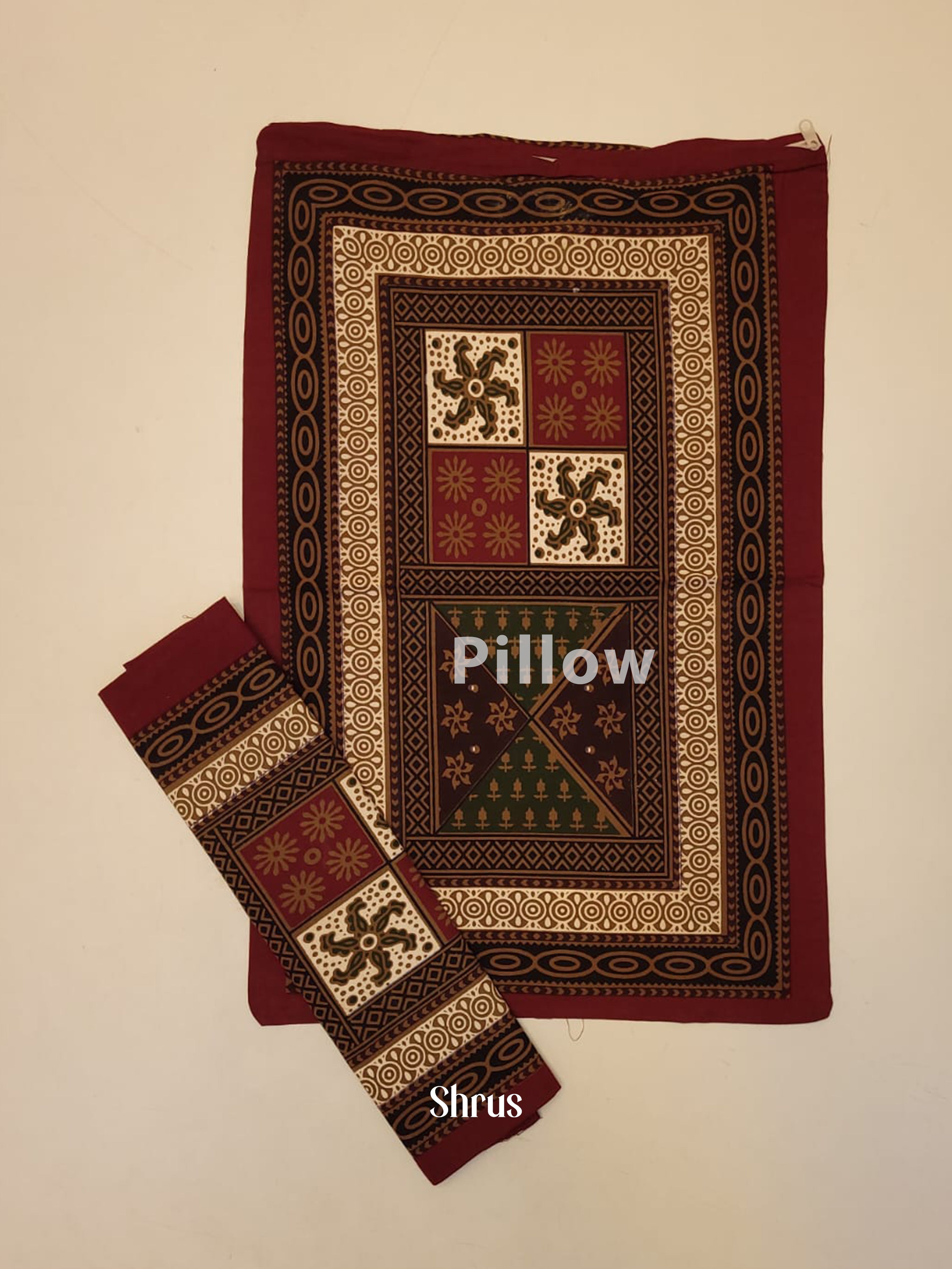 Maroon & Cream - Bed Spreads