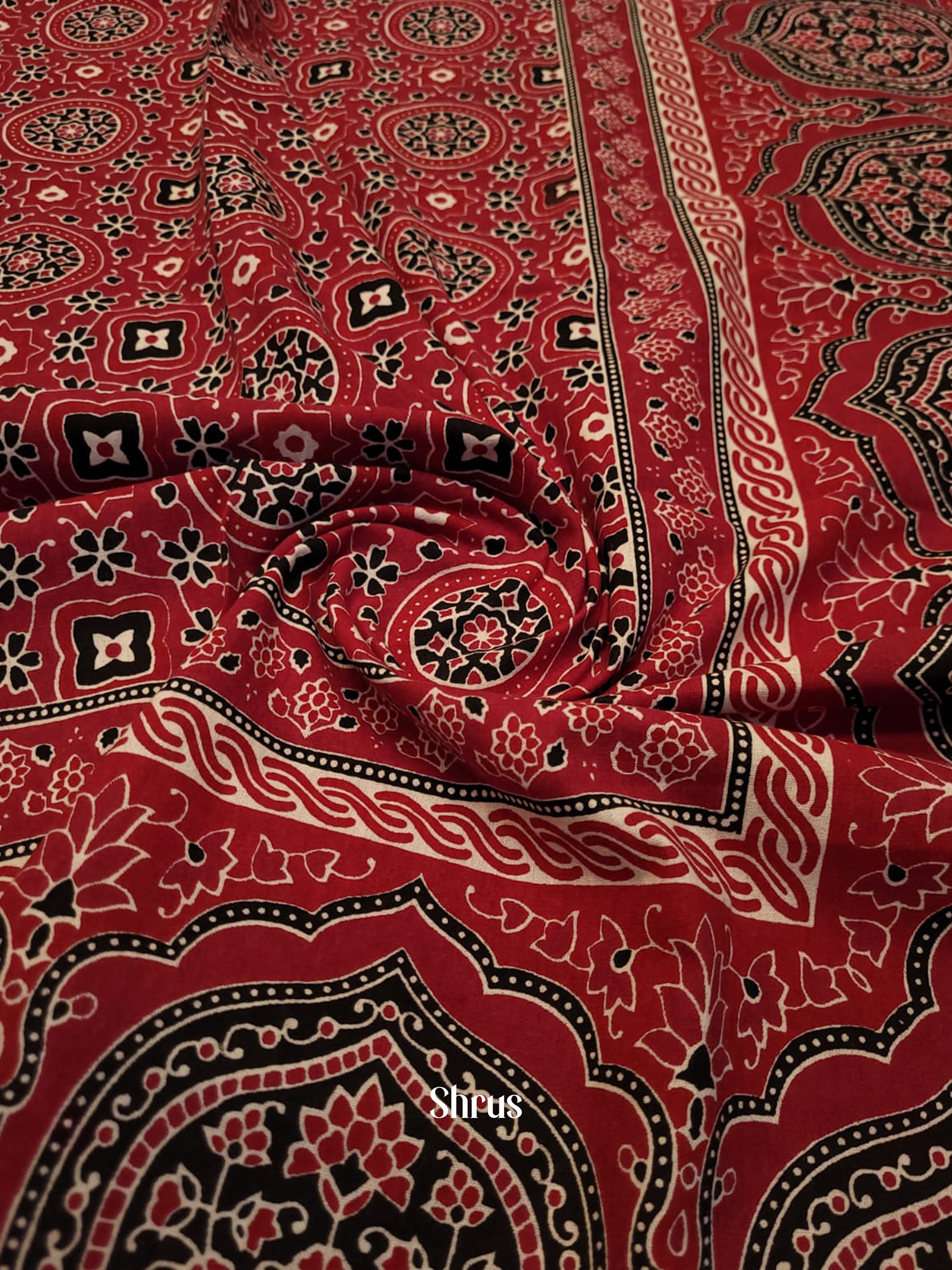 Red - Bed Spreads