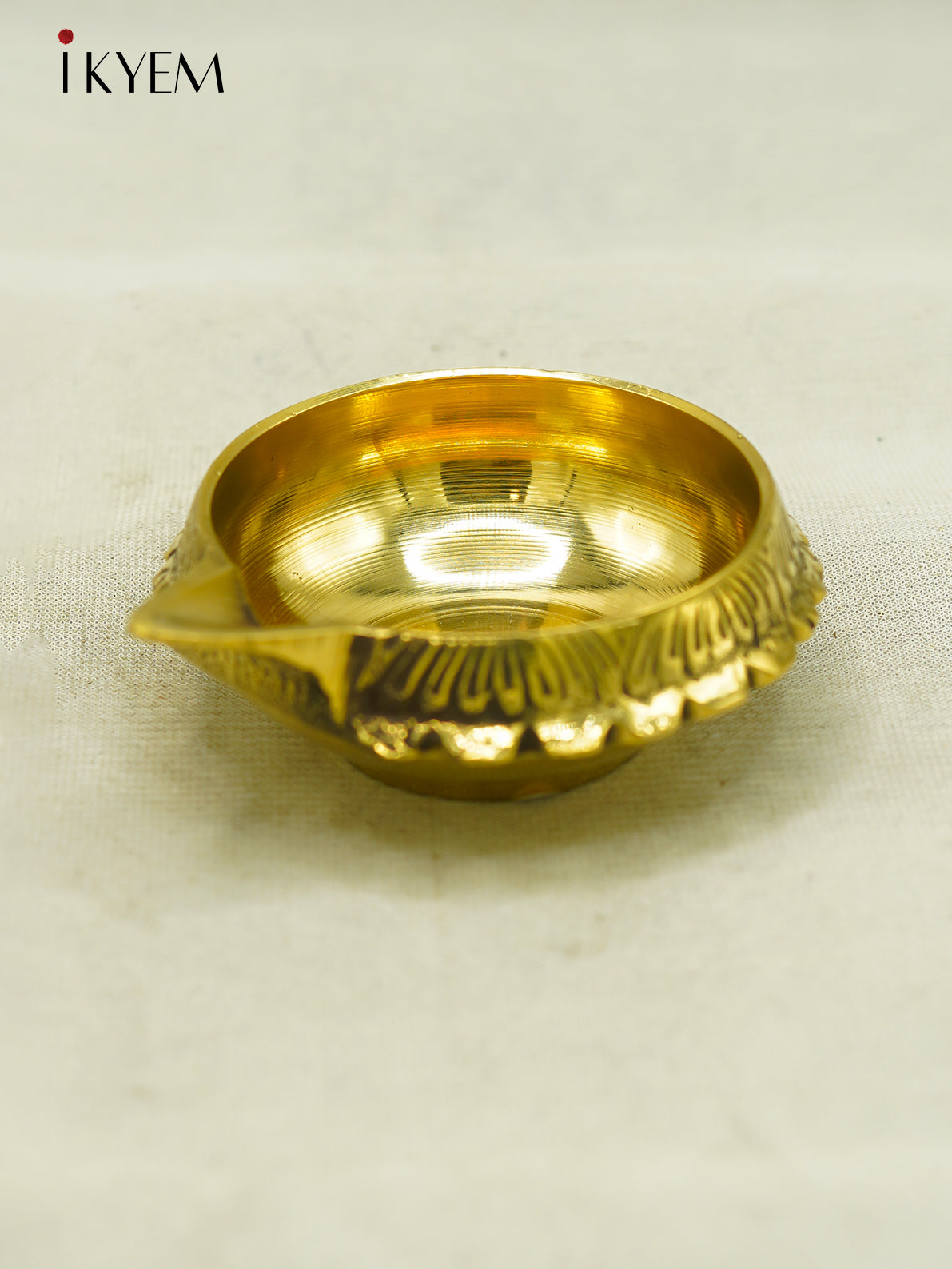 Brass Diya - Small - 4FJ14002