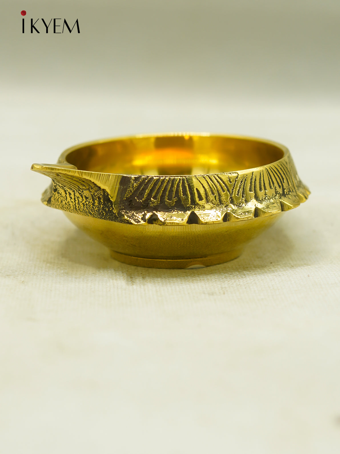 Brass Diya - Small - 4FJ14002