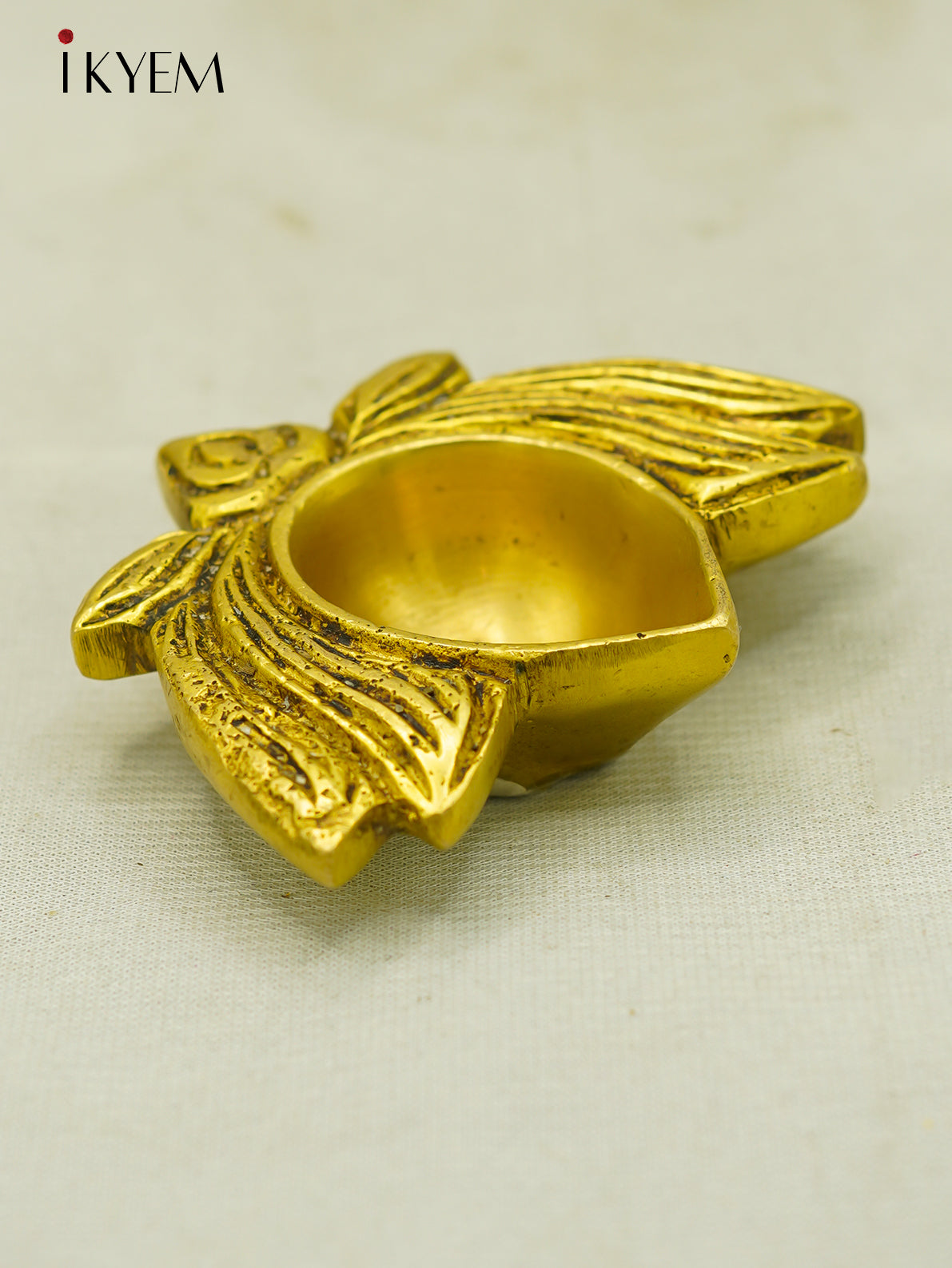 Brass Lotus Vilakku