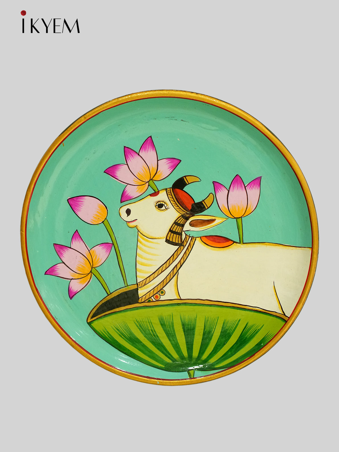 Cow - Handpainted wooden wall hanging plates