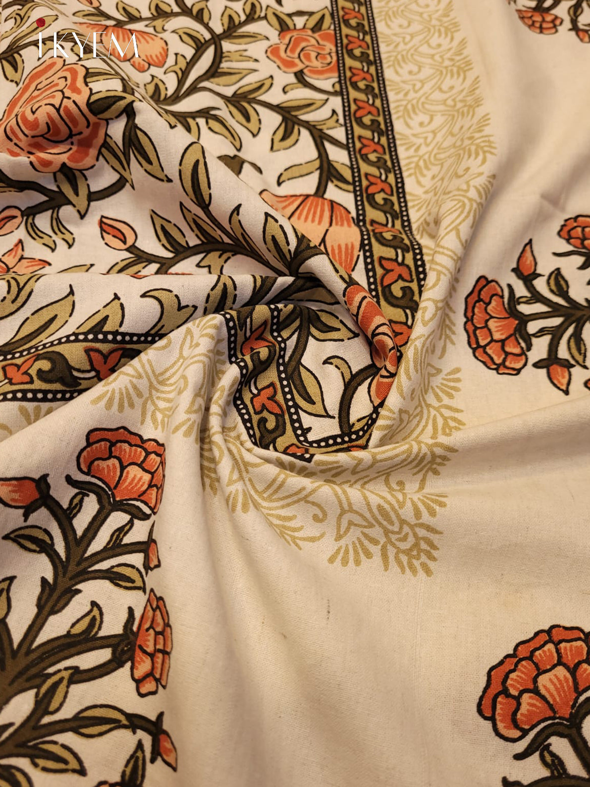 Cream & Peach - Bed Spread