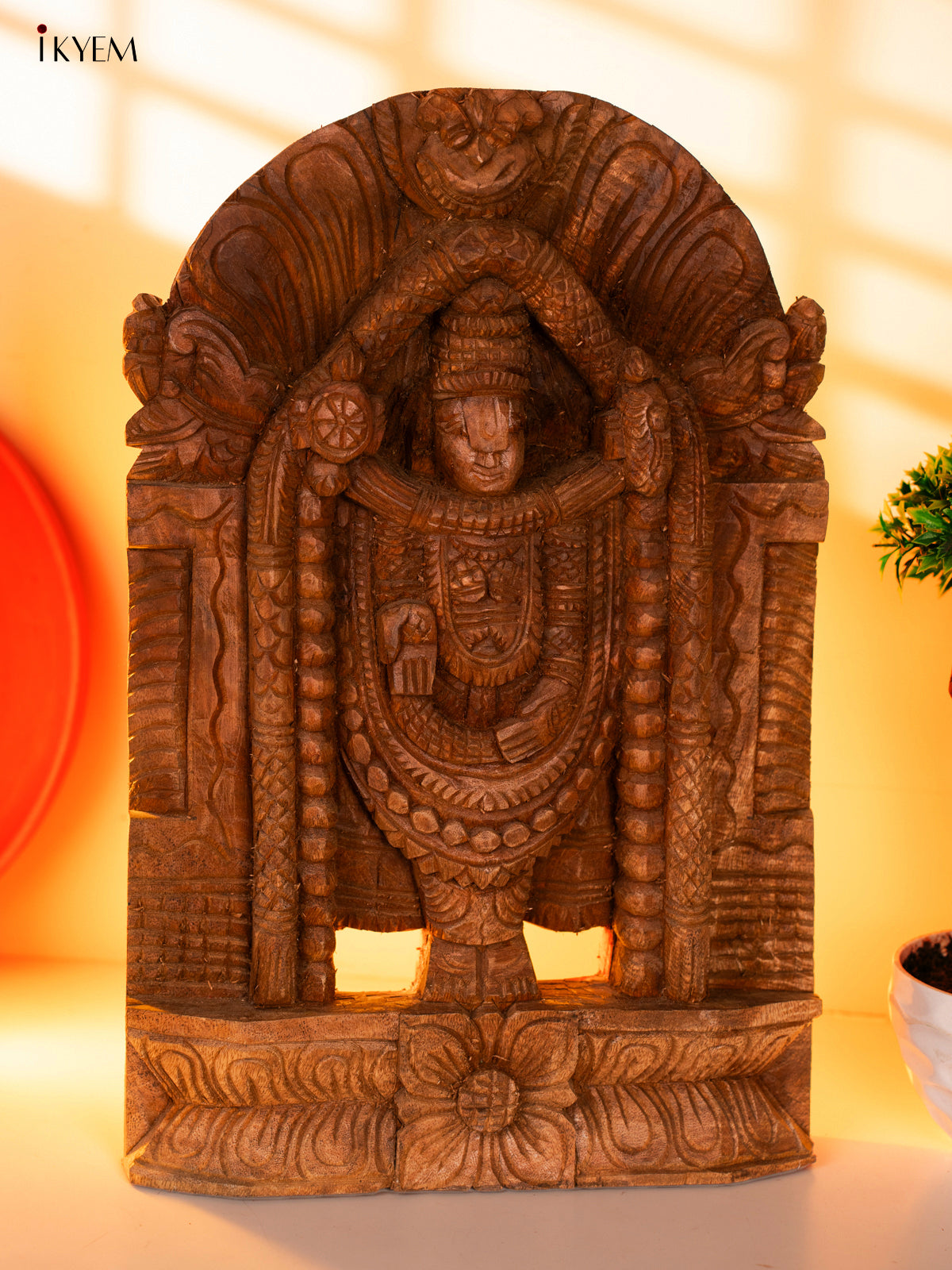 Wooden Hand Carved Tirupathi Balaji - 4GJ09041