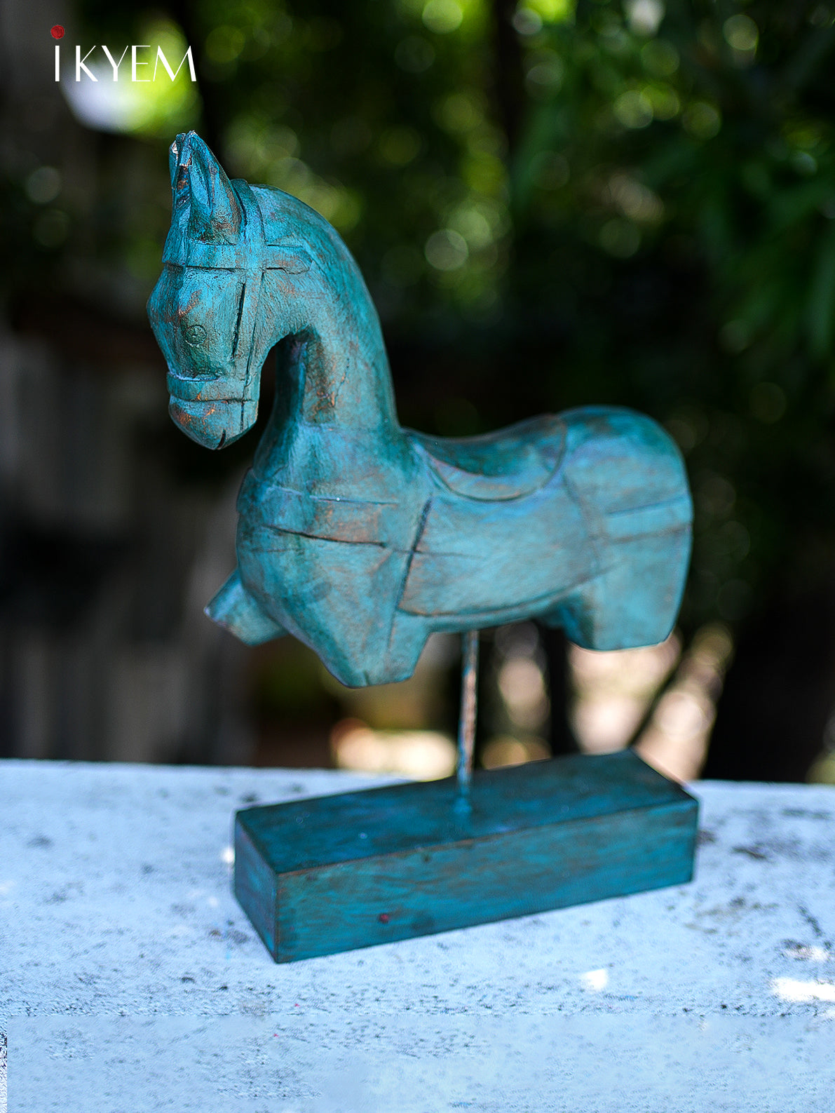 Wooden Horse Stand (Turquoise)