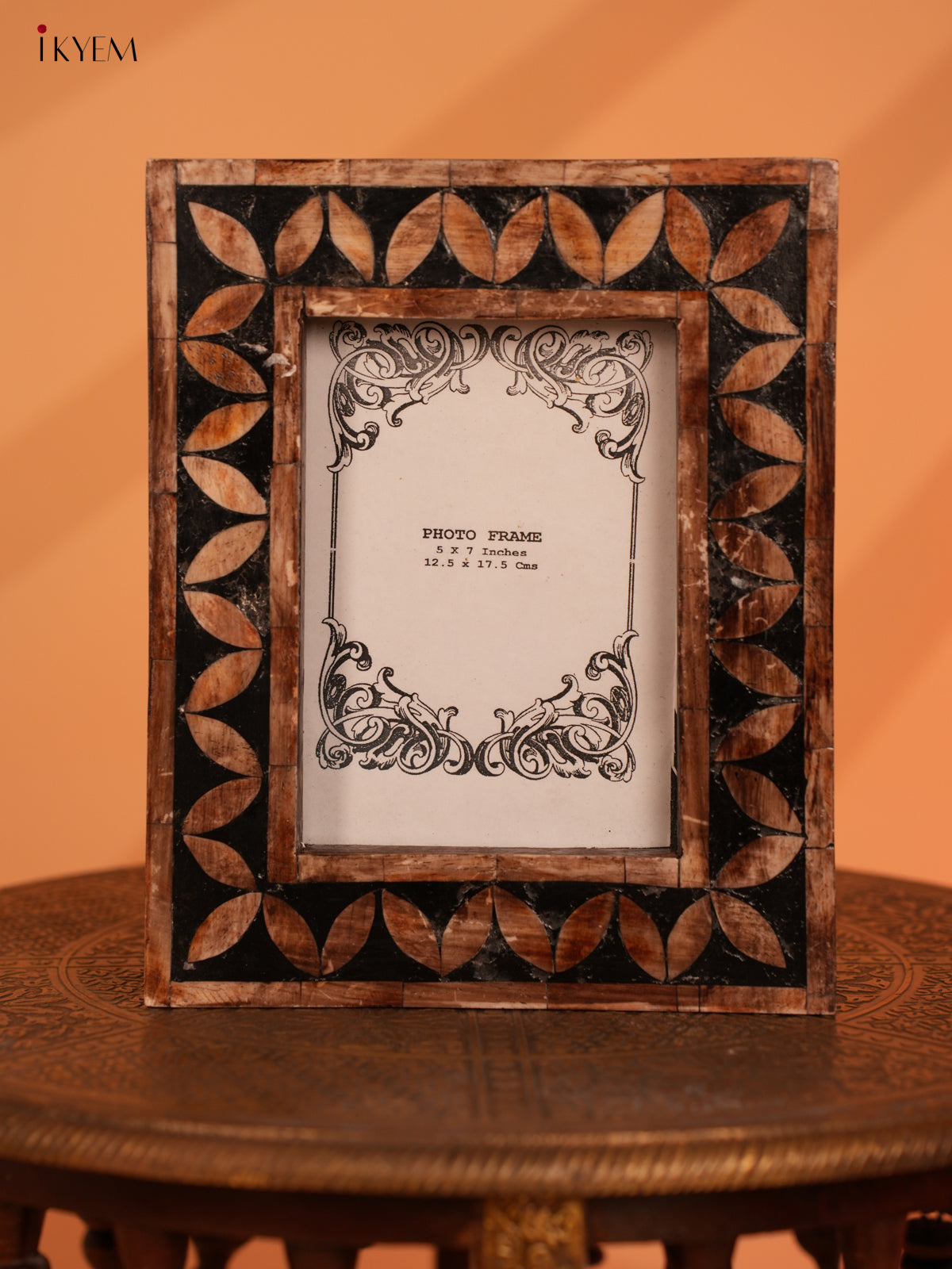 Wooden Carved Photoframe - 4IJ30010