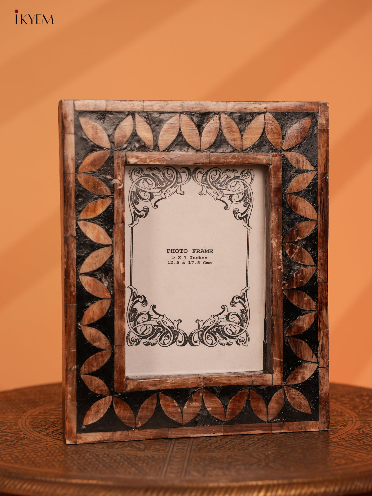 Wooden Carved Photoframe - 4IJ30010