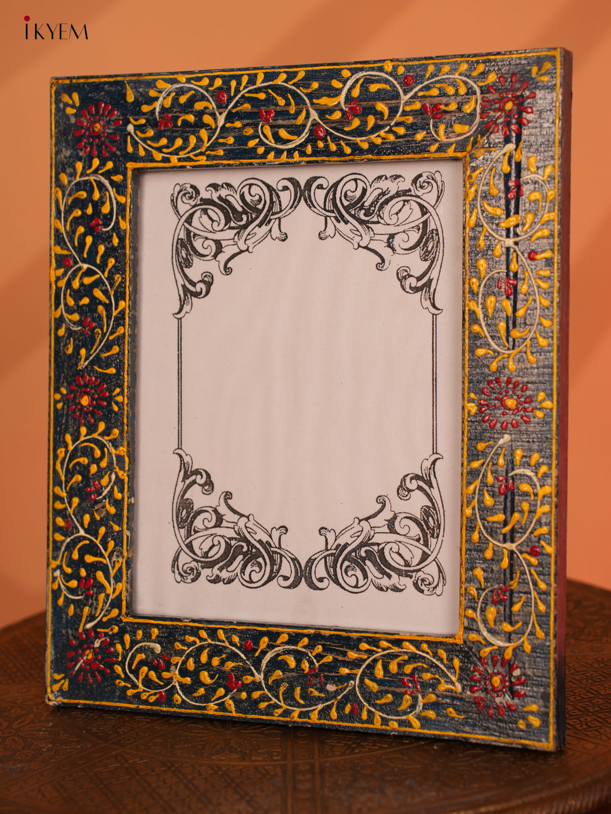 wooden hand painted photo frame - 4IJ30021