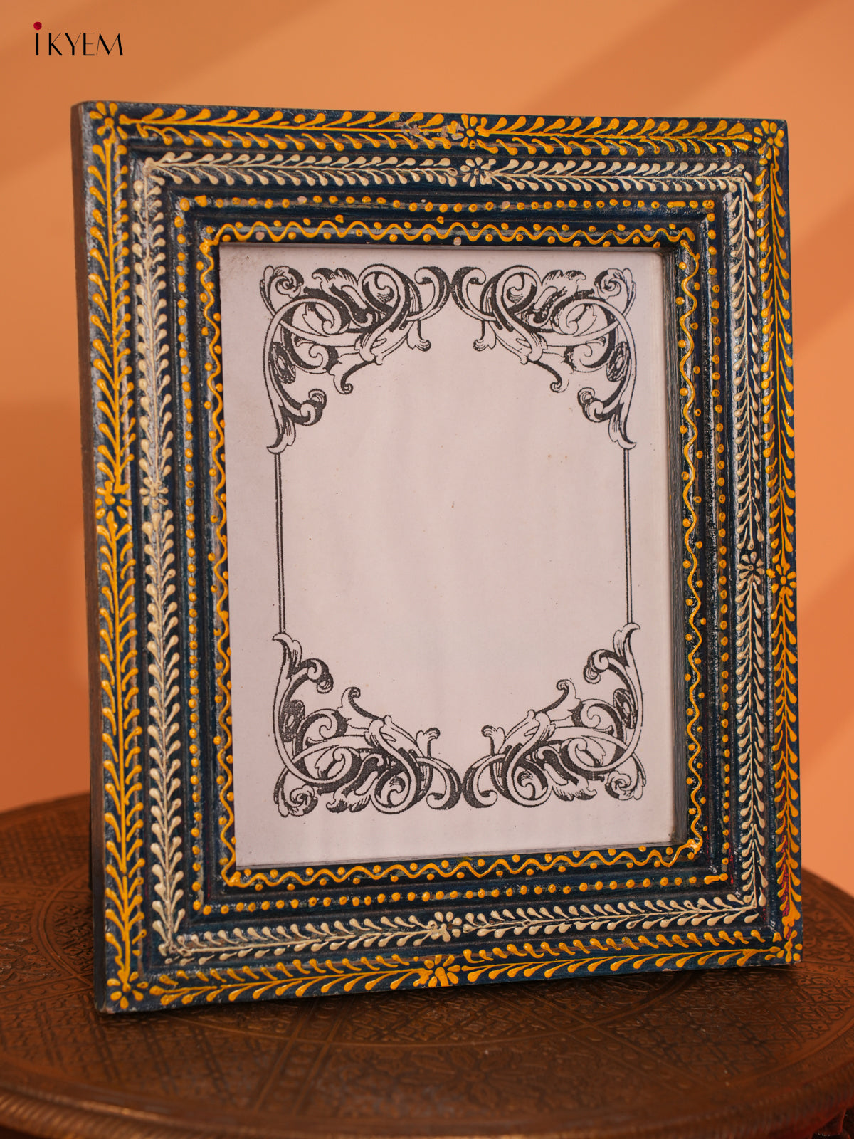 wooden hand painted photo frame - 4IJ30025