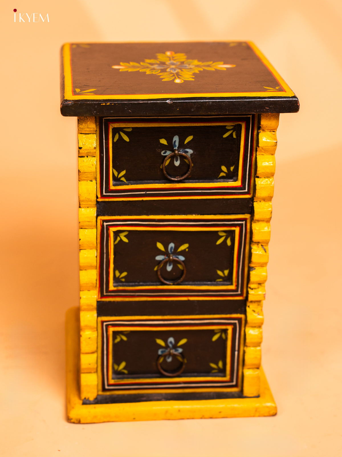 Wooden Hand Painted with 3 Drawers - 4JJ01068