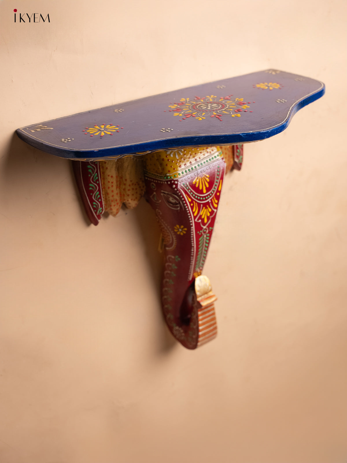 Hand painted Wooden Elephant face wall bracket/stand/shelf - 4JJ02027