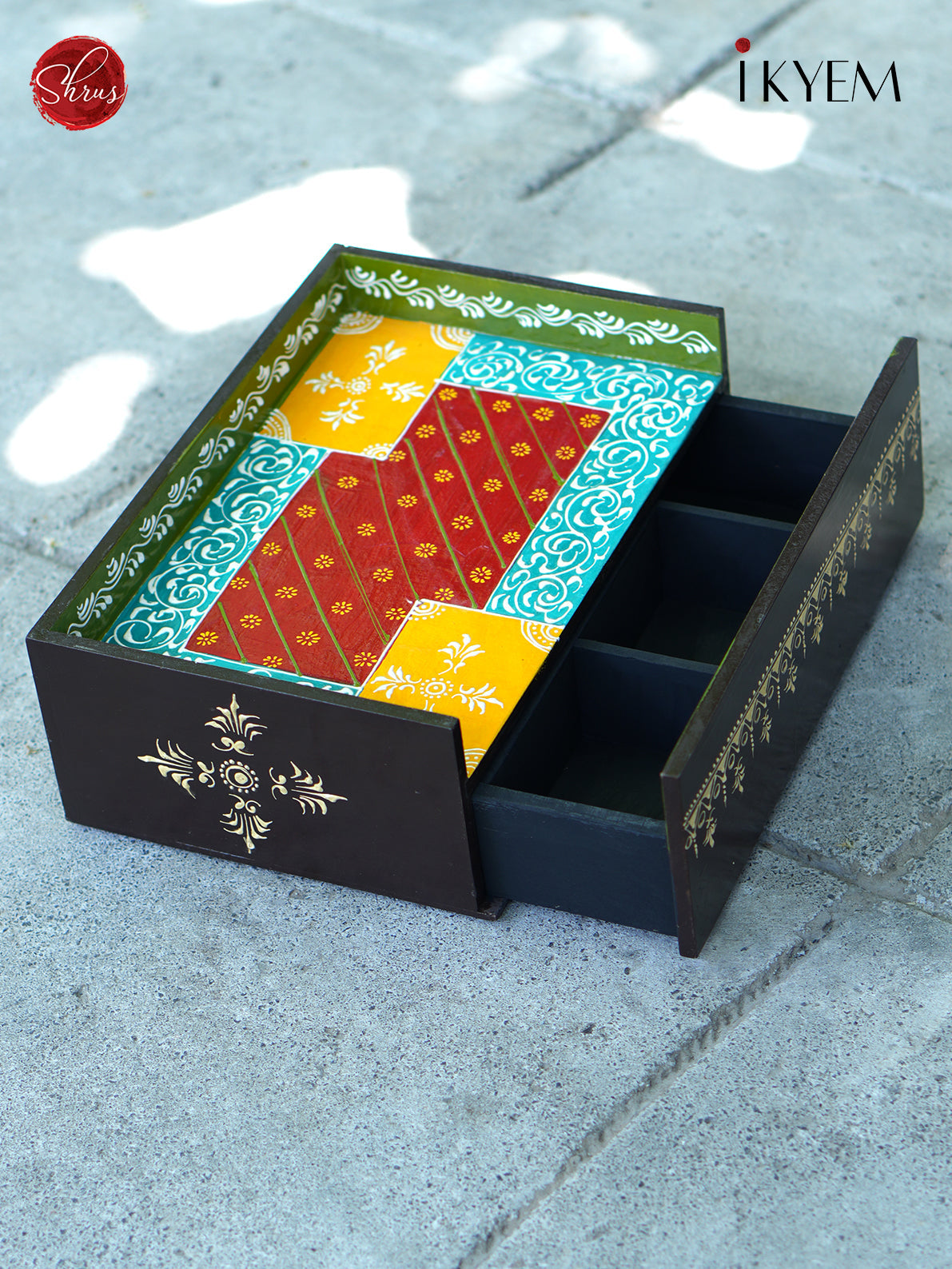 Handpaint Multipurpose wooden storage box