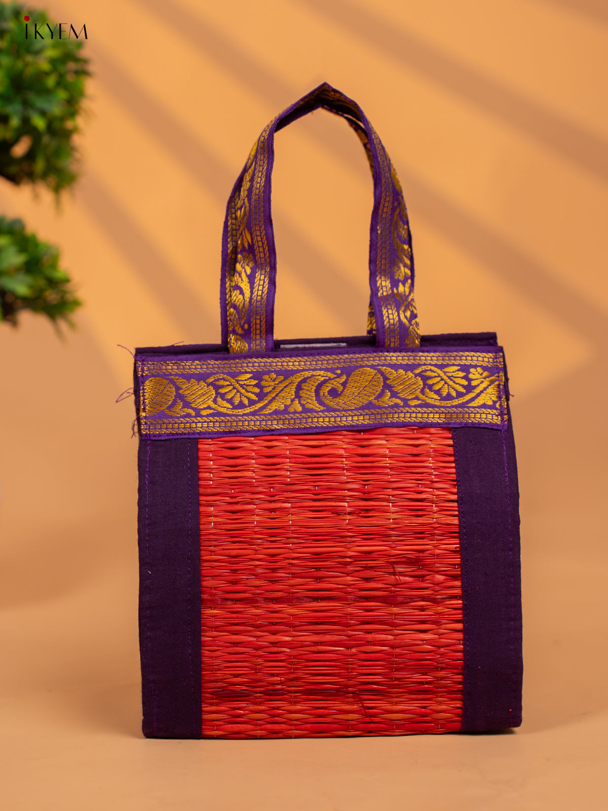 Return Gift Korai Bag with Zari Woven Borders - KB11122