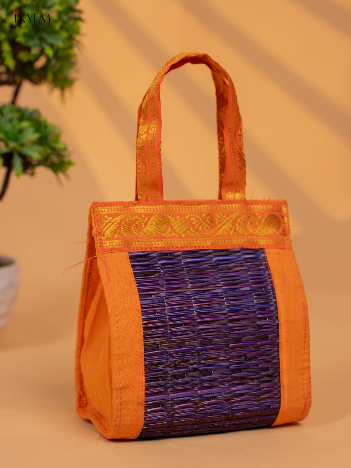 Return Gift Korai Bag with Zari Woven Borders - KB11122