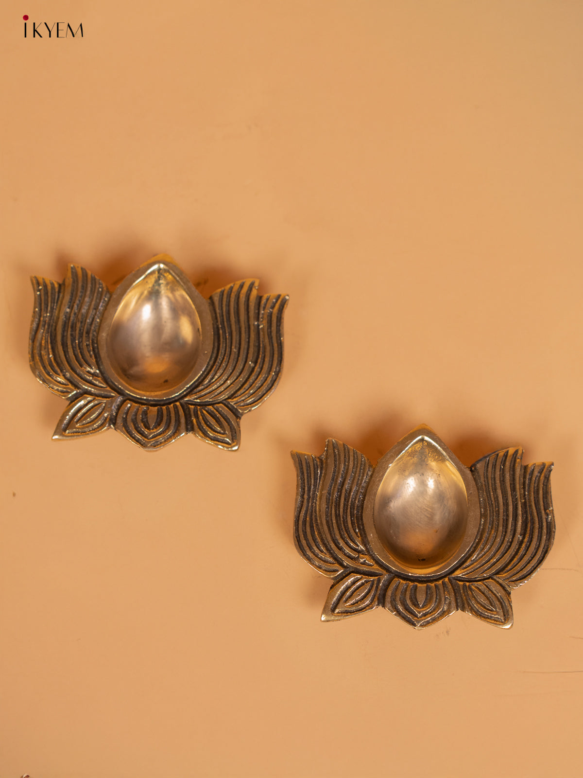 Brass Lotus Diya - Antique (set of 2) - KB12116