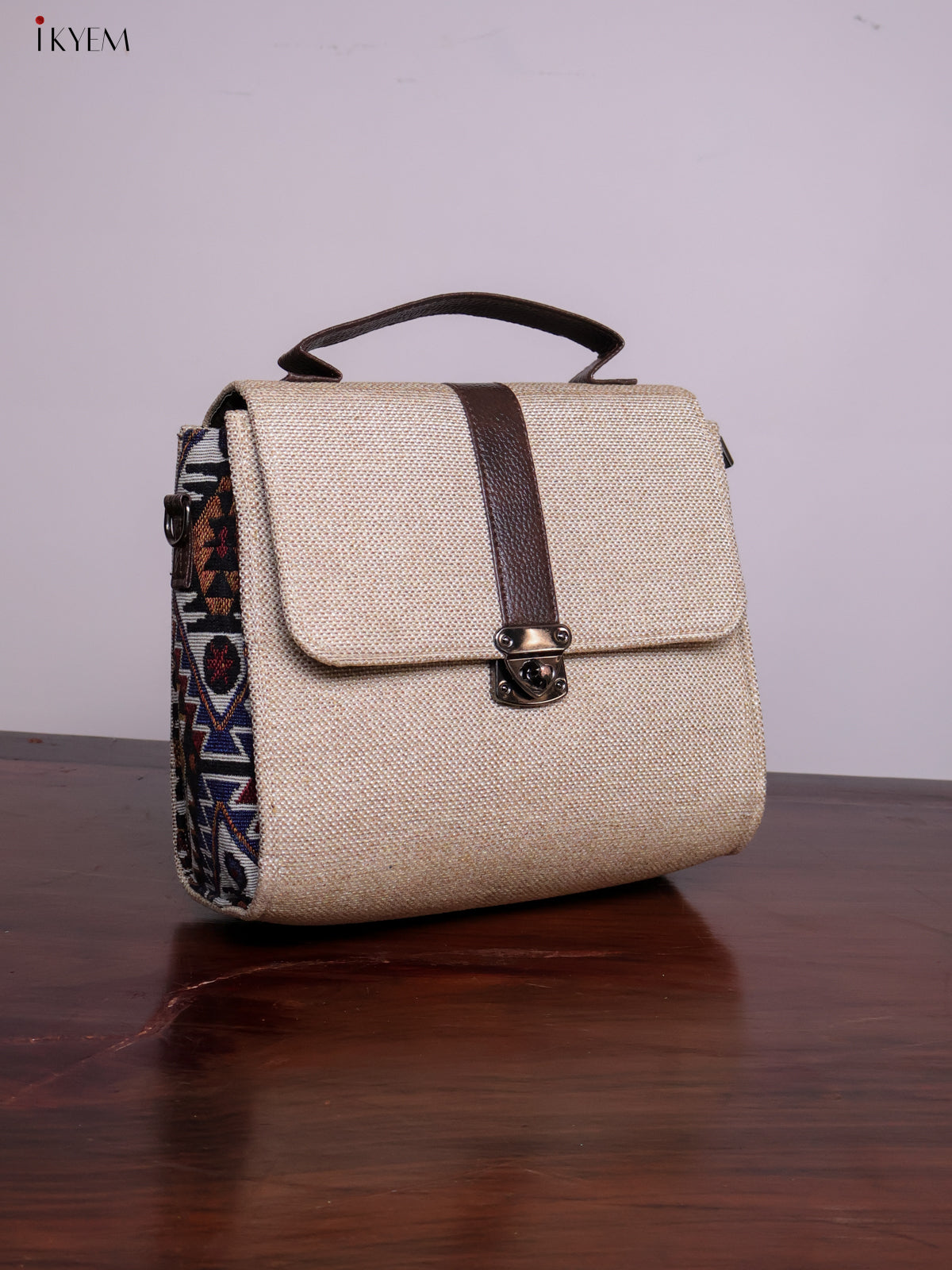 Jacquard Sling Bag - Off White - KL20116