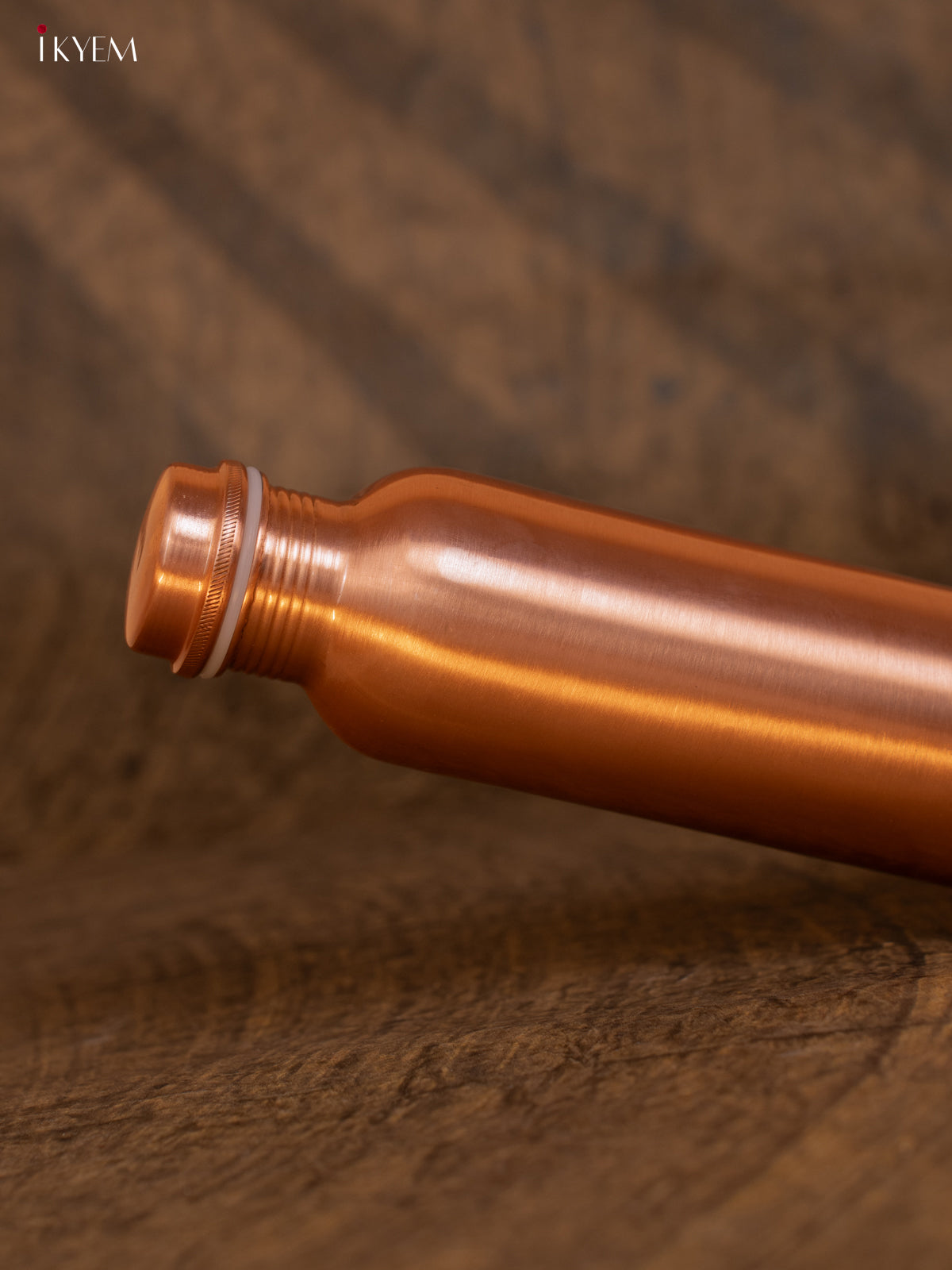 Copper water bottle 1 litre - KA07118