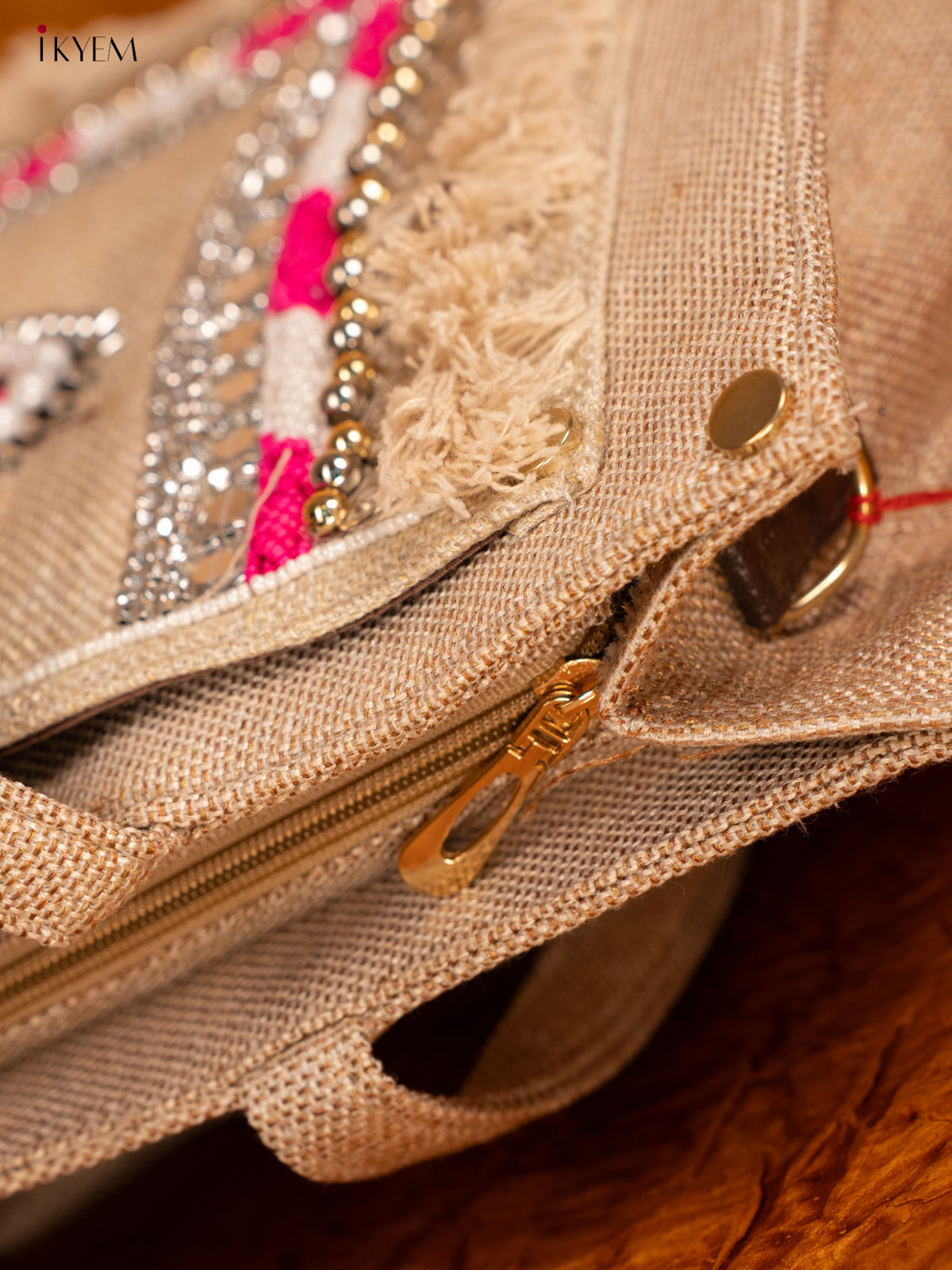 Embellished Jute Handbag - Pink Eye - KA18152