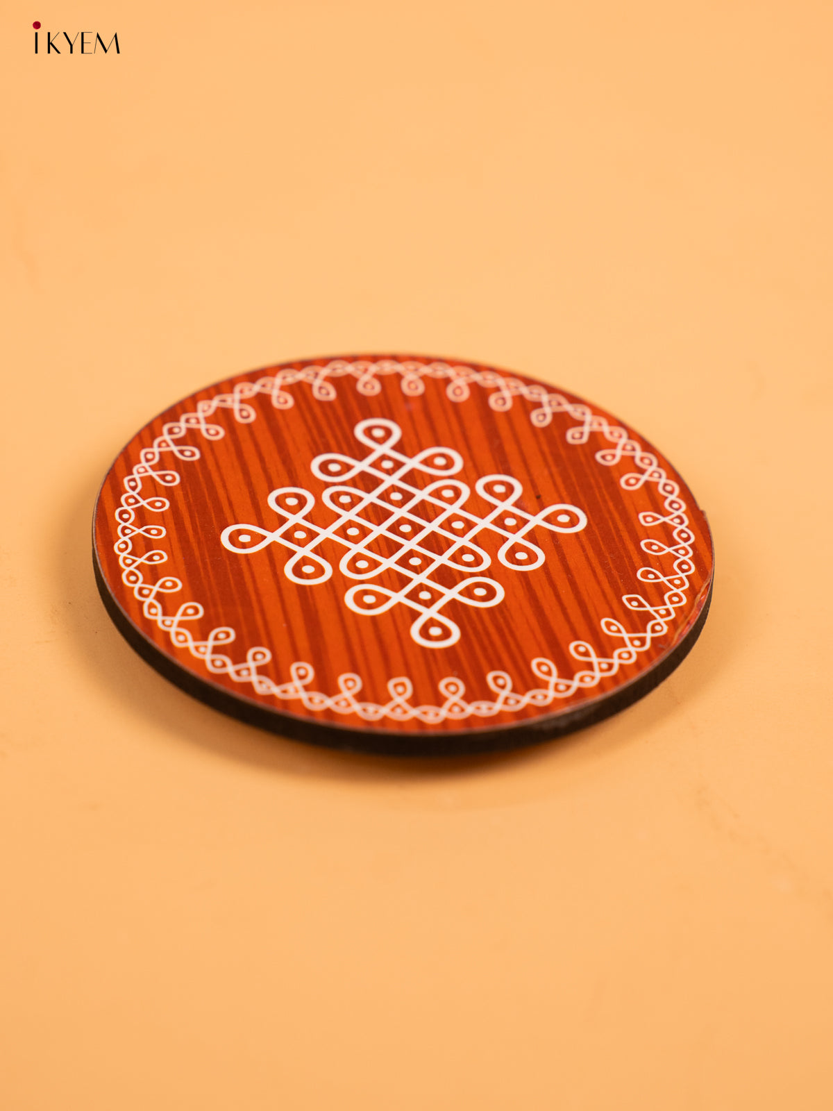 Wooden Round Kolam Manai - Sikku Kolam - KA30113