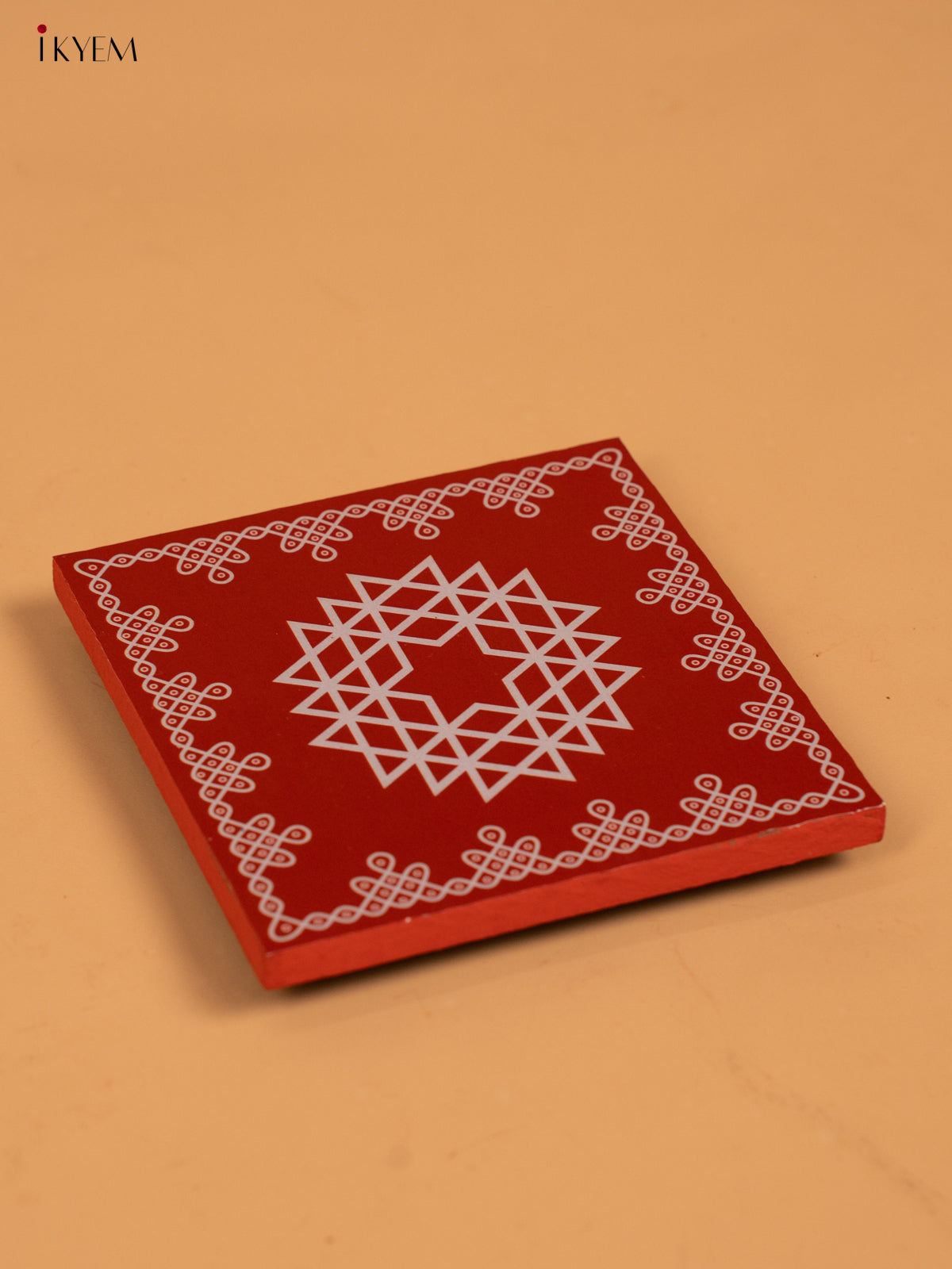 Wooden Square Kolam Manai (4x4) - Aishwarya Kolam - Plain - KA30115