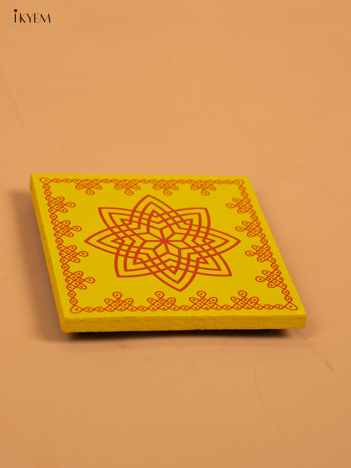 Wooden Square Kolam Manai (4x4) - Hrudaya Kamalam - Plain - KA30116