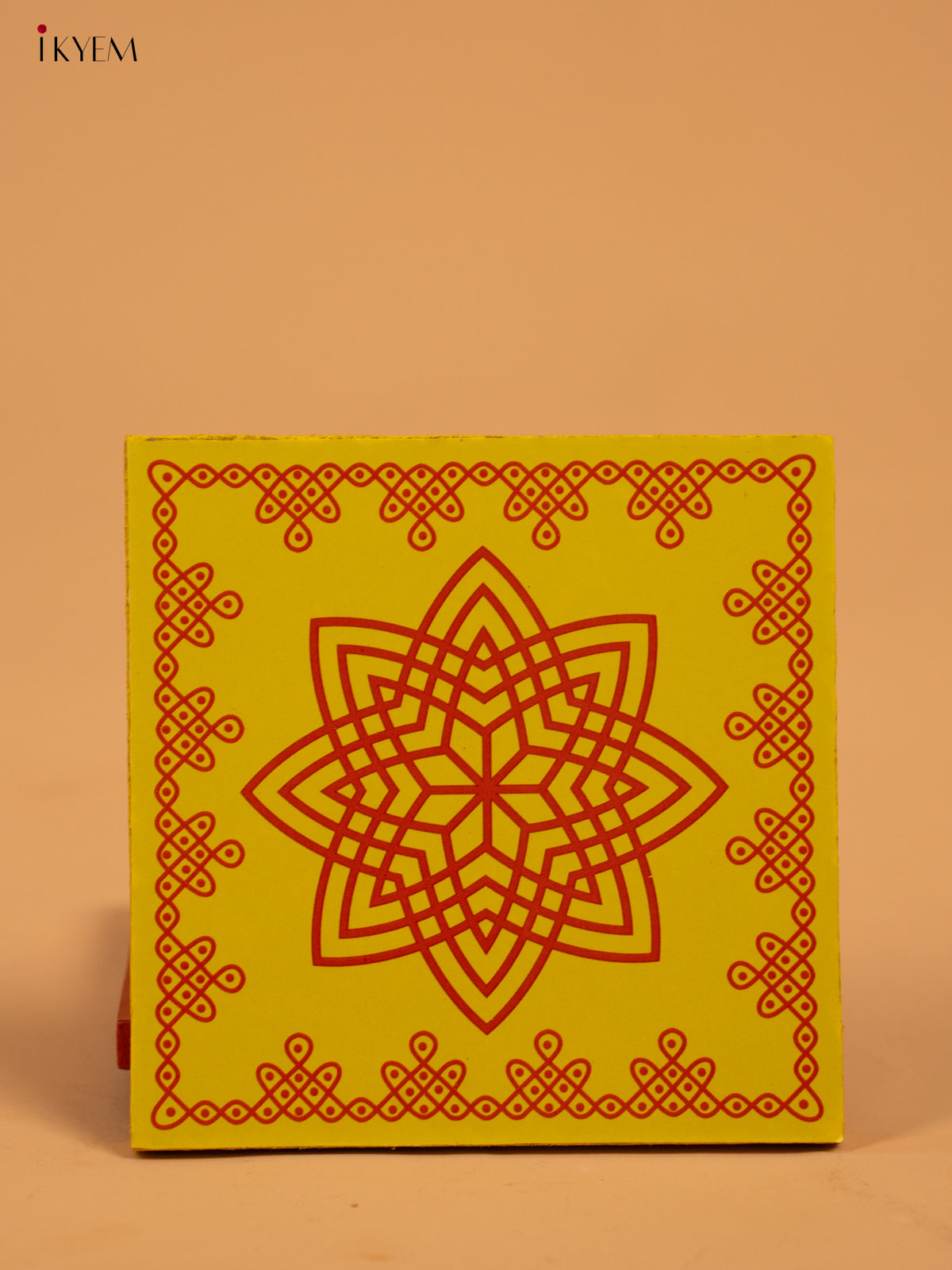 Wooden Square Kolam Manai (4x4) - Hrudaya Kamalam - Plain - KA30116