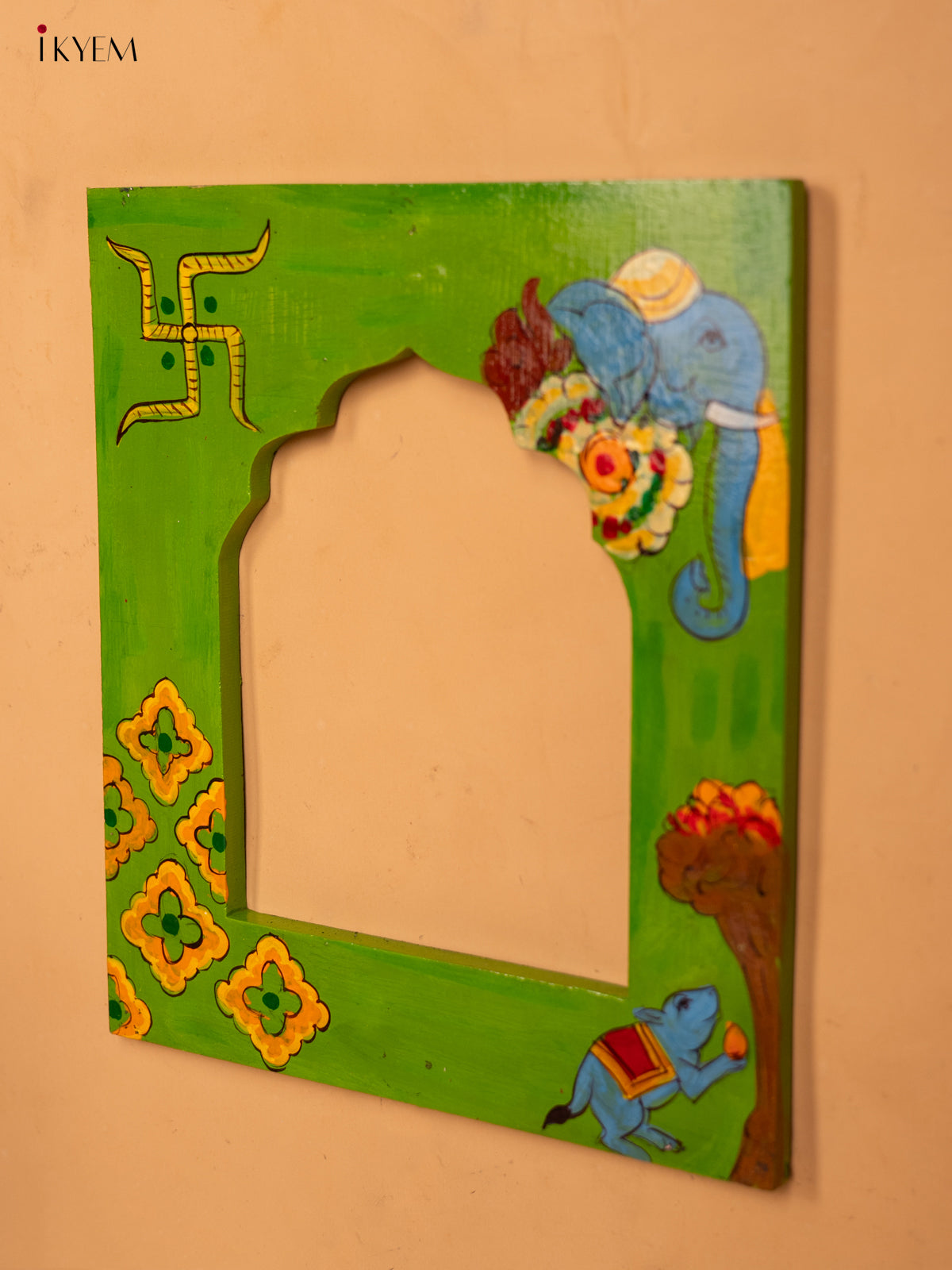 Wooden Hand Painted Photo frame - Green - KA30157