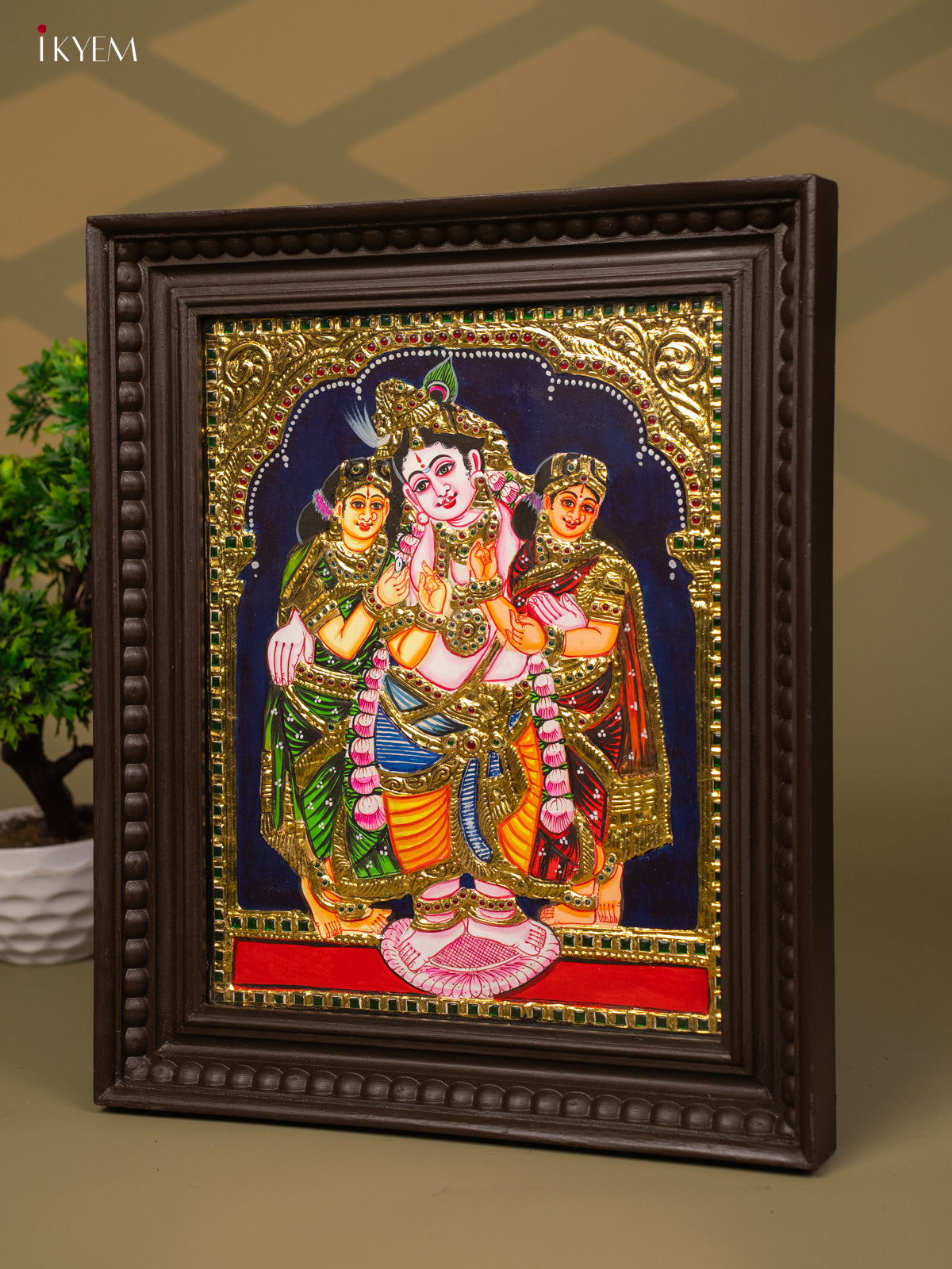 Bhama rukmani krishna - Tanjore Painting (18x15) - KB01116