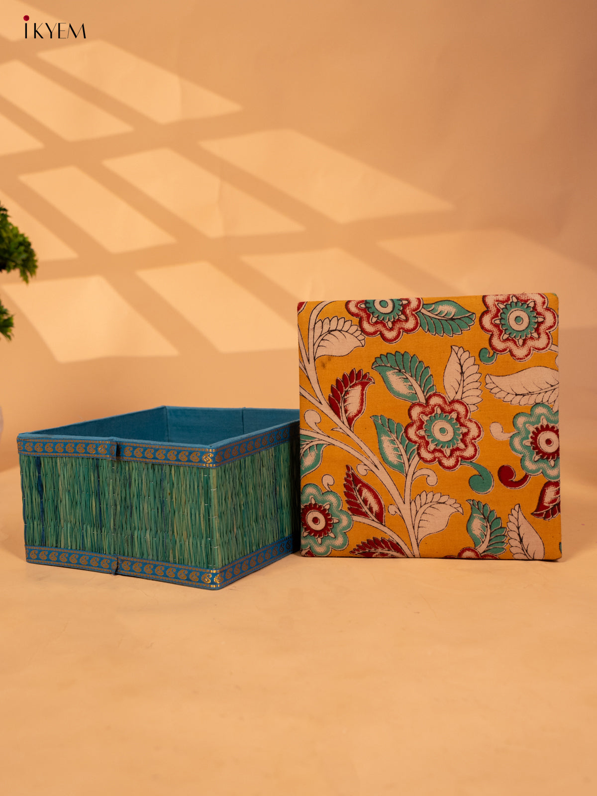 Foldable Korai Box with Kalamkari Fabric Top - Blue - KB26114