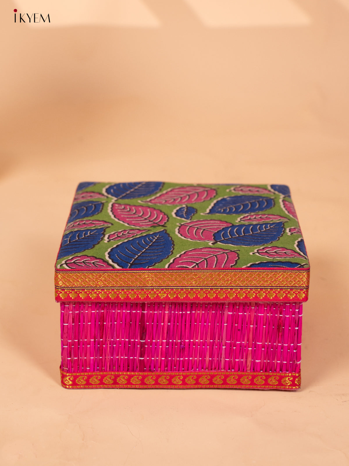 Foldable Korai Box with Kalamkari Fabric Top - Pink - KB26115