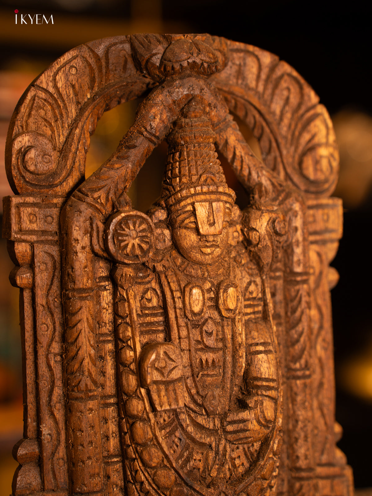 Wooden Hand Carved Tirupati Balaji Panel - KL05111