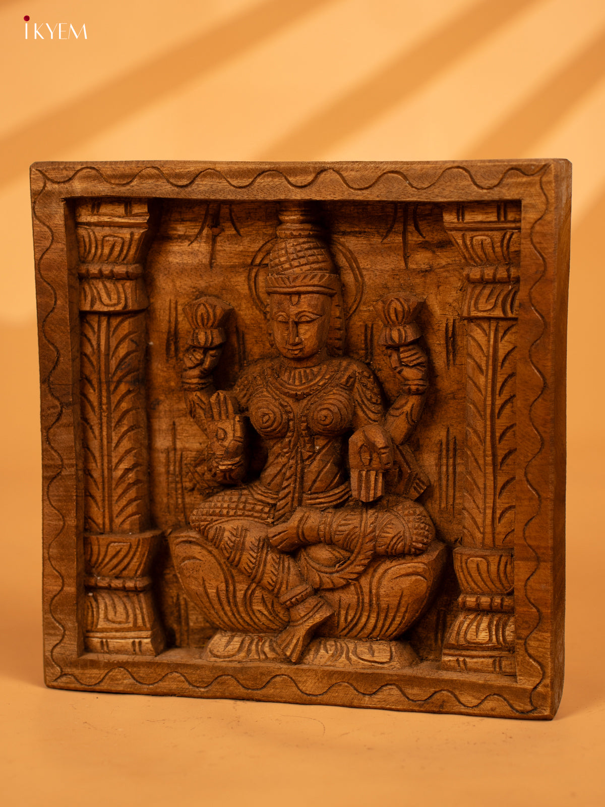 lakshmi panel - KL05117