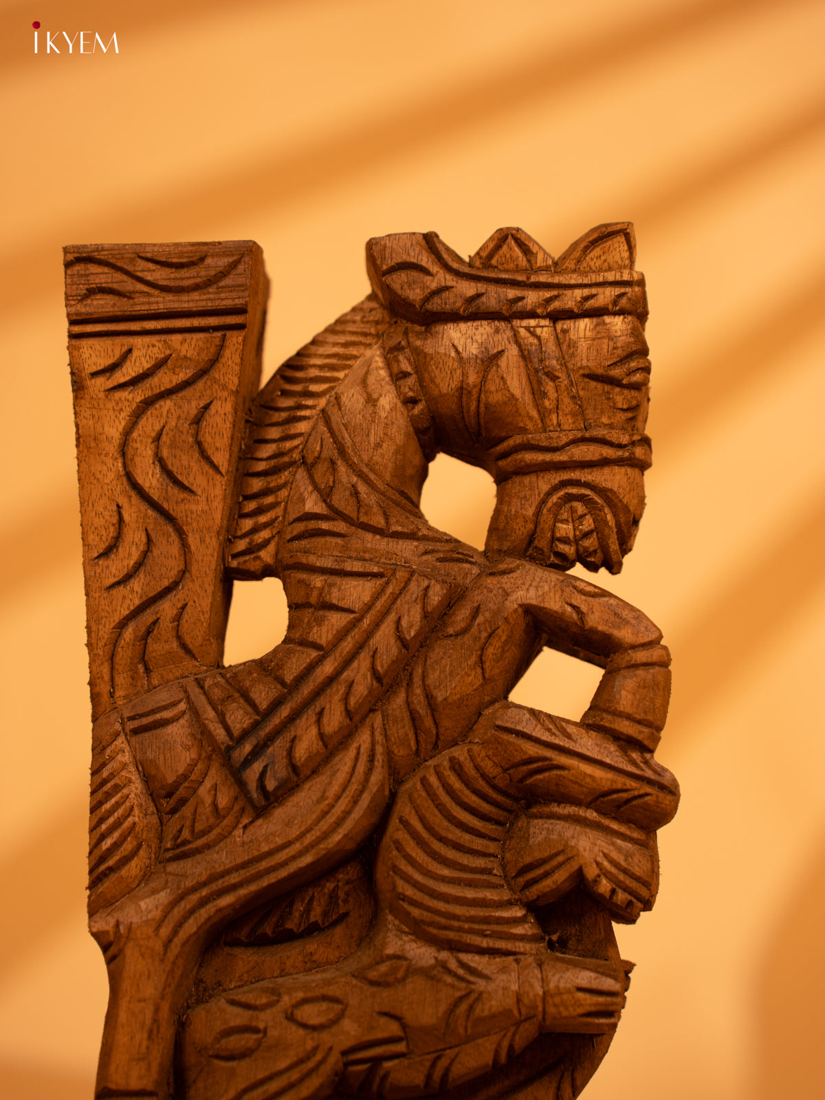 Hand Carved Wooden Yalli Bracket (horse) - KL05122