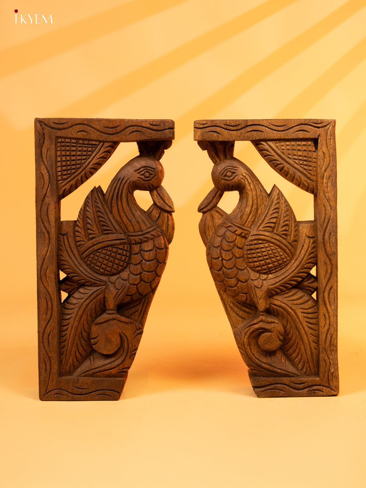 Hand Carved Wooden Yalli Bracket (peacock) - KL05125