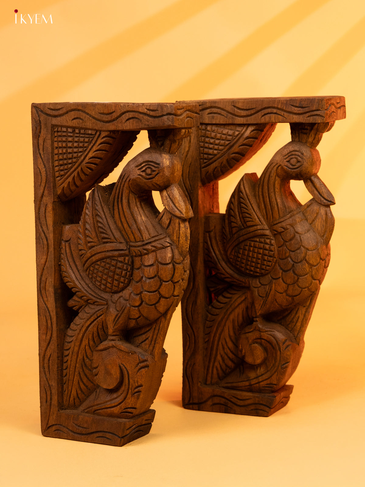 Hand Carved Wooden Yalli Bracket (peacock) - KL05125