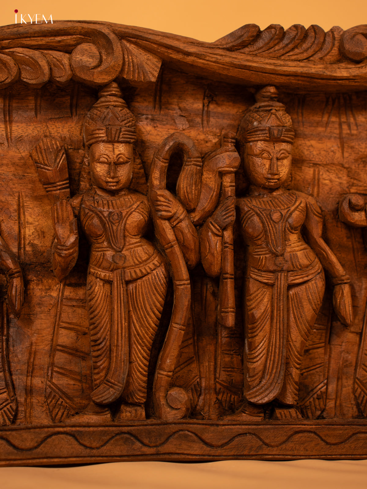 Wooden Dasavathaaram panel - KL05129