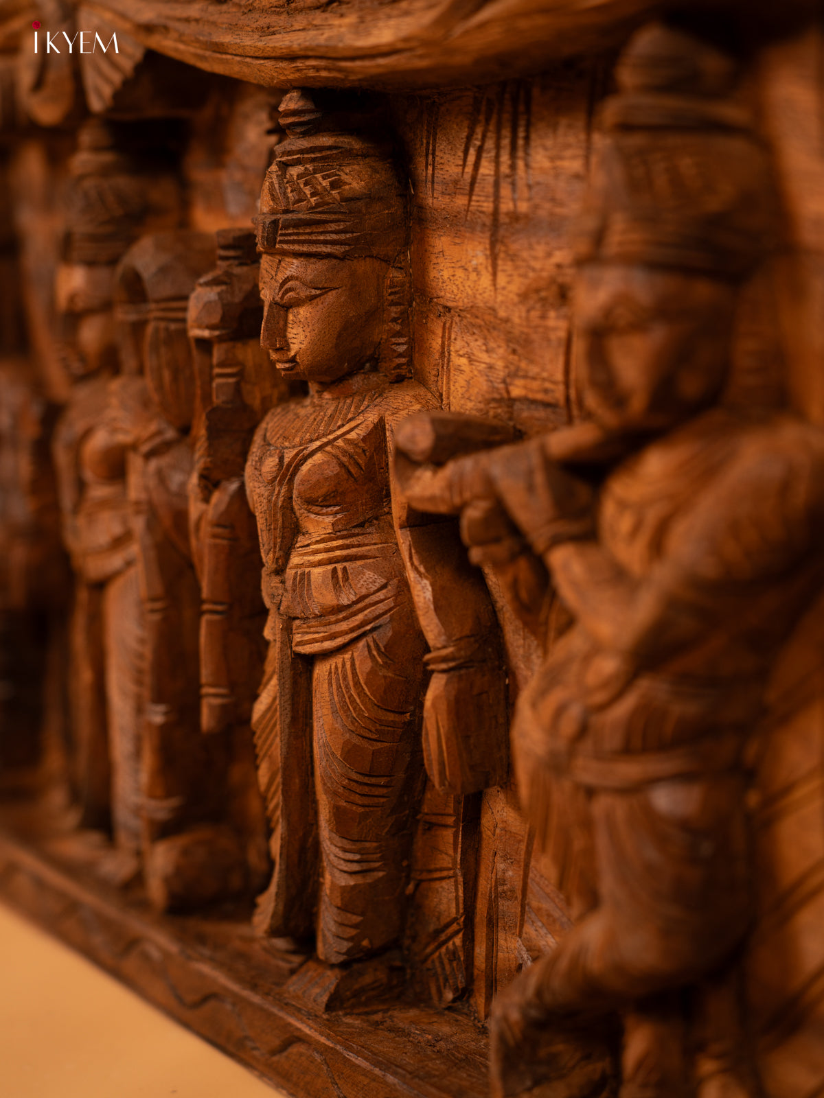 Wooden Dasavathaaram panel - KL05129