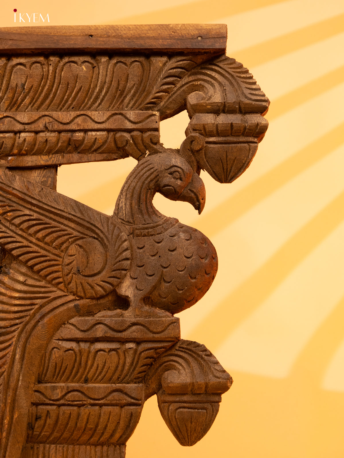 Hand Carved Wooden Yalli Bracket (peacock) - KL05139