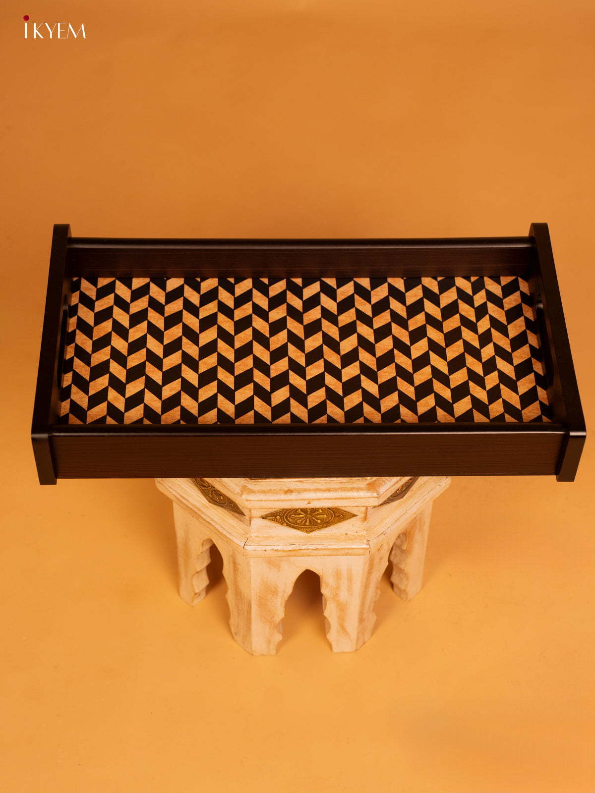 Chevron Wooden -Tray small - KL18131