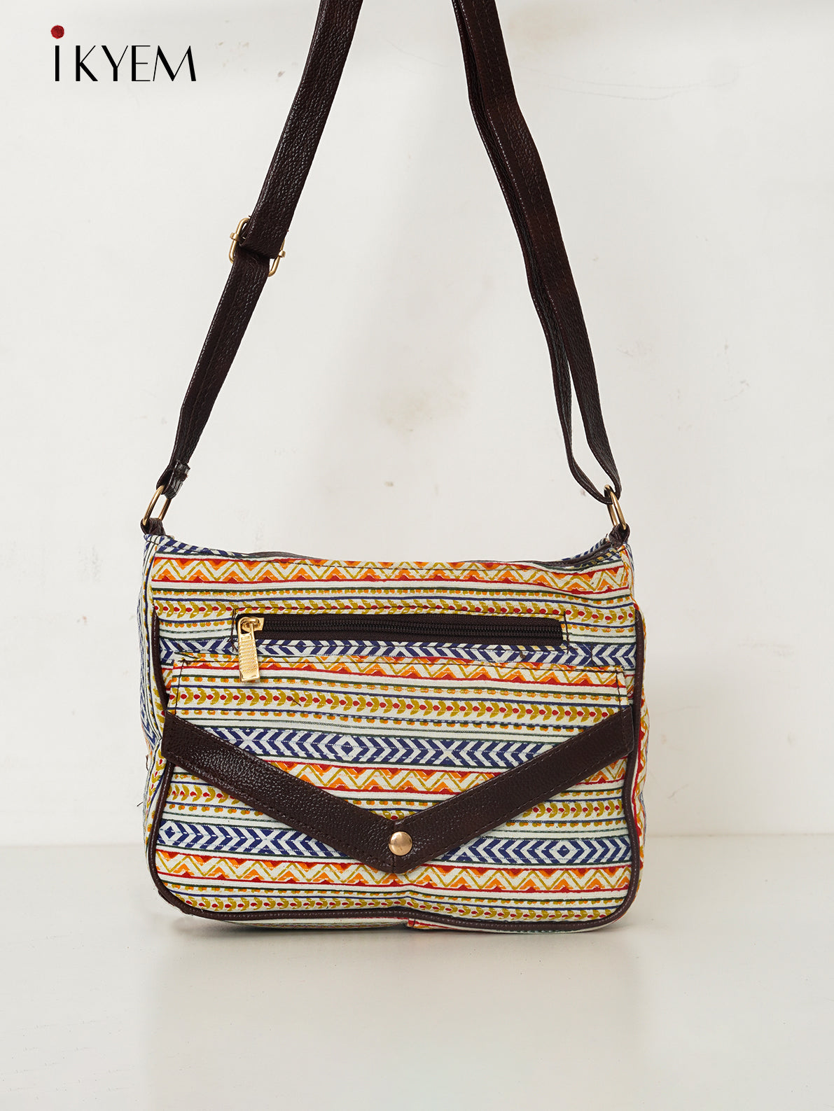 Cream & Brown - Ajrakh Handbag